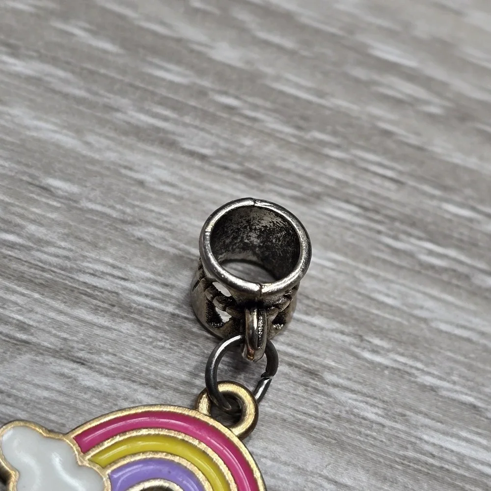 Dangling Rainbow Bracelet Charm Beautiful‎ 😍